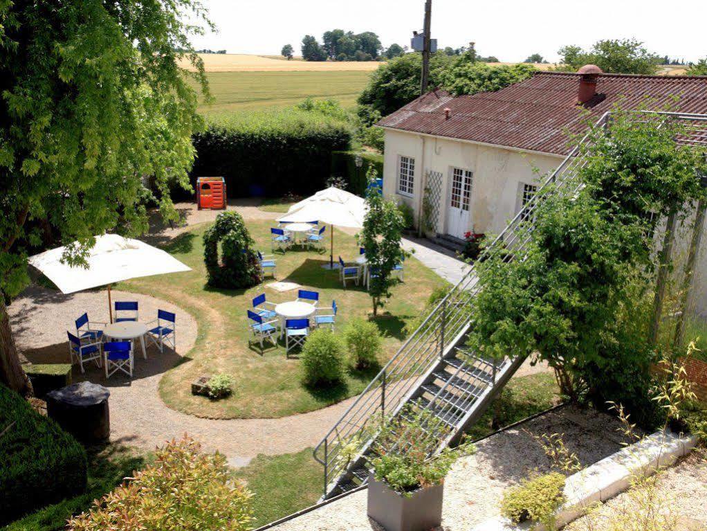 Logis Hotel Restaurant Le Faisan Dore Argentan Eksteriør bilde